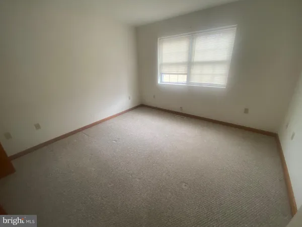 $1,200 | 1312 Clay Avenue, Unit 1L, Dunmore, PA 18510