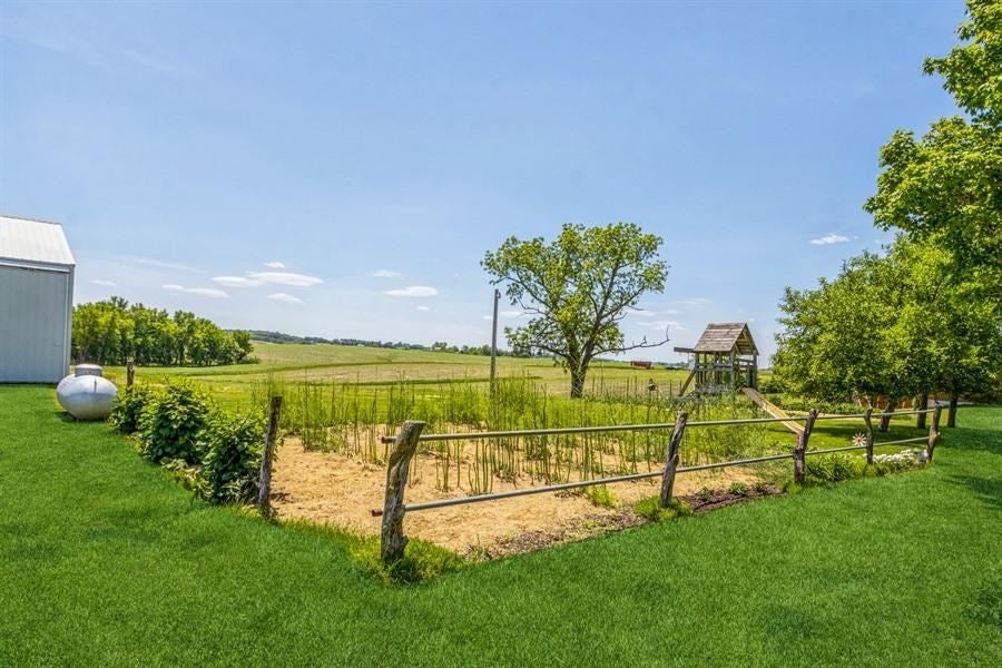 3271 Bayertown Road Southwest Riverside, IA 52327 - Photo 20 of 30 Gallery Image 20