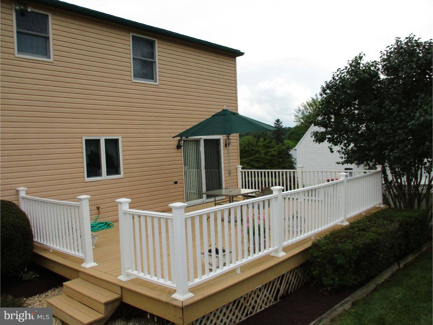 5 North Williamson Road Avondale, PA 19311 - Photo 22 of 23 Deck
