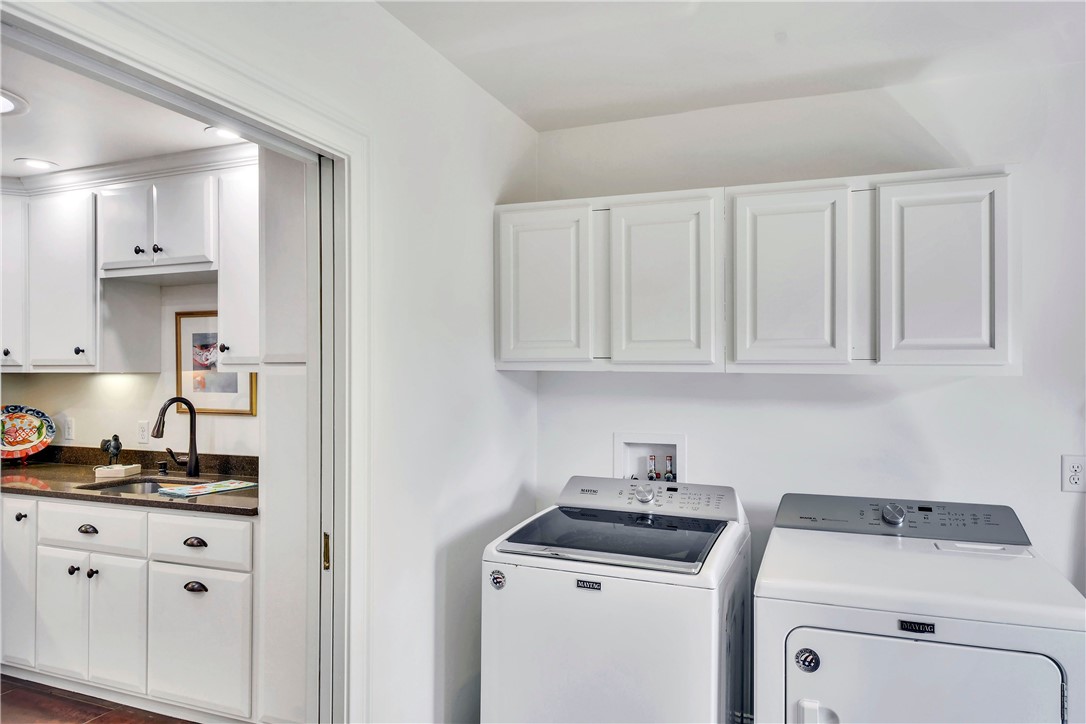 12 Plantation Way St. Simons Island, GA 31522 - Photo 12 of 42 Laundry Room