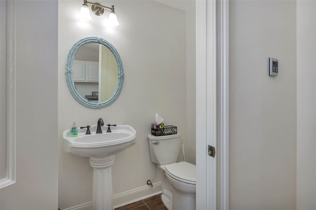 12 Plantation Way St. Simons Island, GA 31522 - Photo 13 of 42 Bathroom