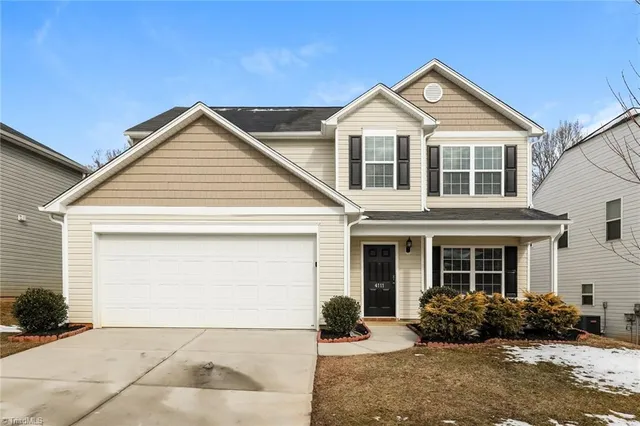 $2,375 | 4111 Vershire Avenue, Greensboro, NC 27406