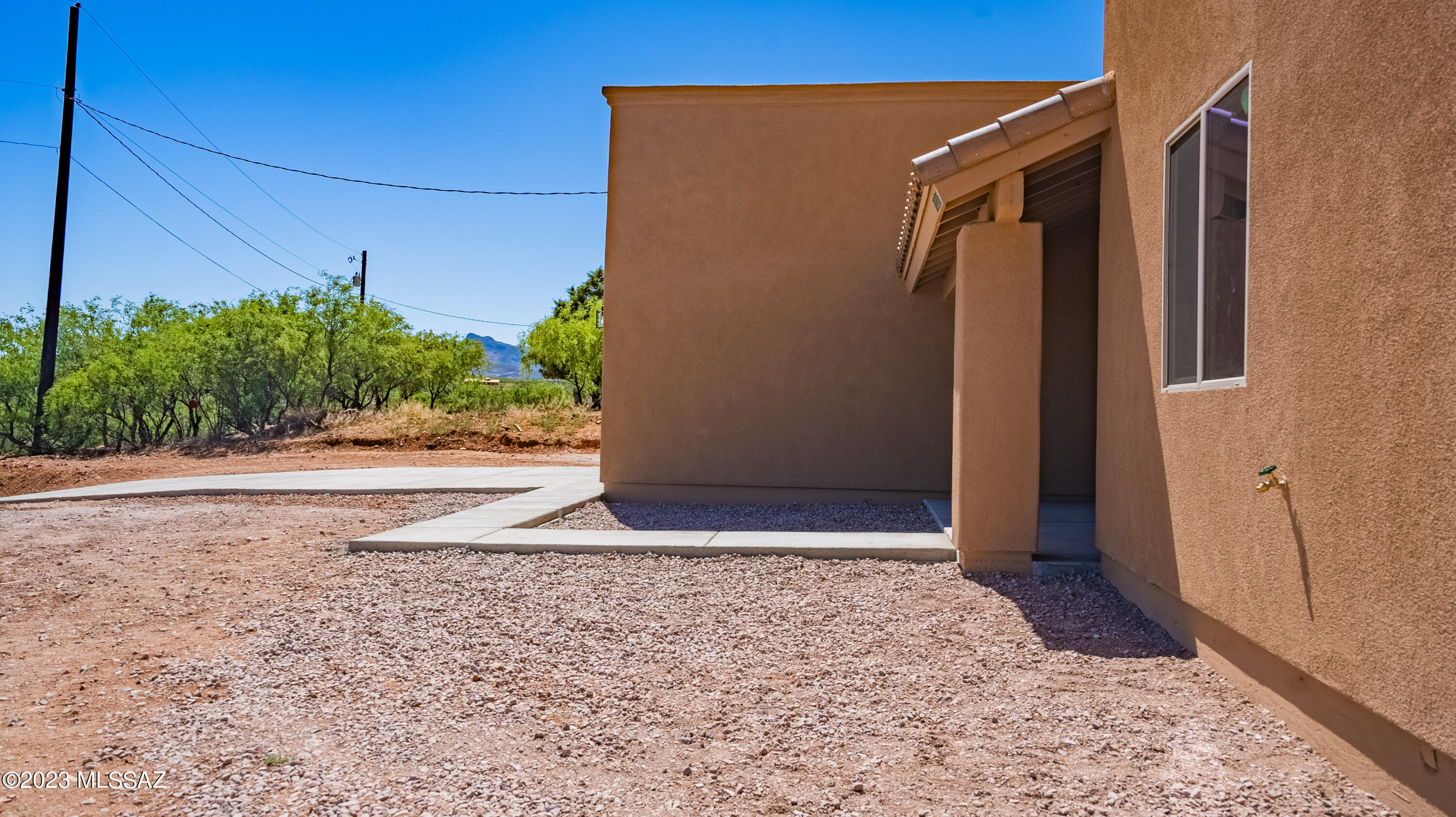 1237 Circulo Yerba Buena Rio Rico, AZ 85648 - Photo 7 of 32 Gallery Image 7