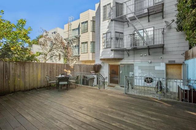 $1,598,888 | 1615 Oakdale Avenue, San Francisco, CA 94124