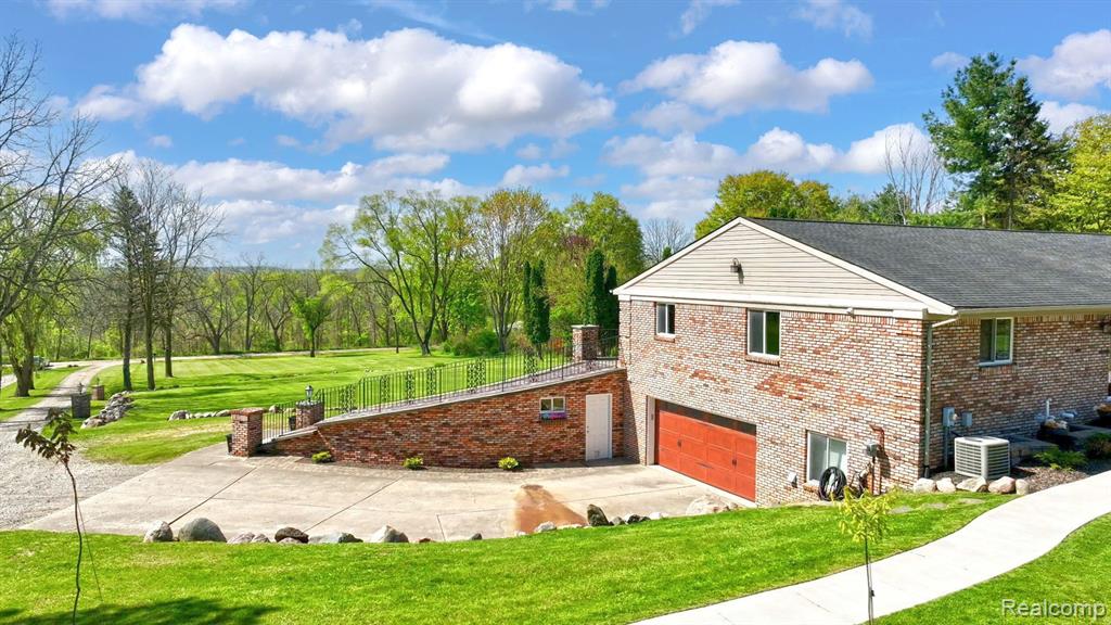 607 Letts Road Oakland, MI 48363 - Photo 72 of 83