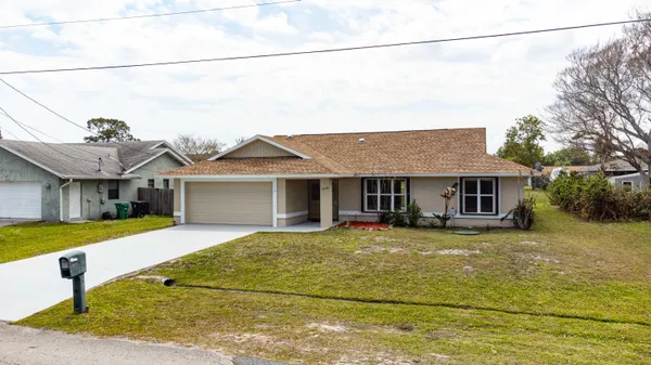 $399,000 | 2456 Southeast Trail Avenue, Port St. Lucie, FL 34952