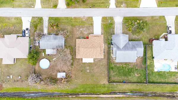 $399,000 | 2456 Southeast Trail Avenue, Port St. Lucie, FL 34952