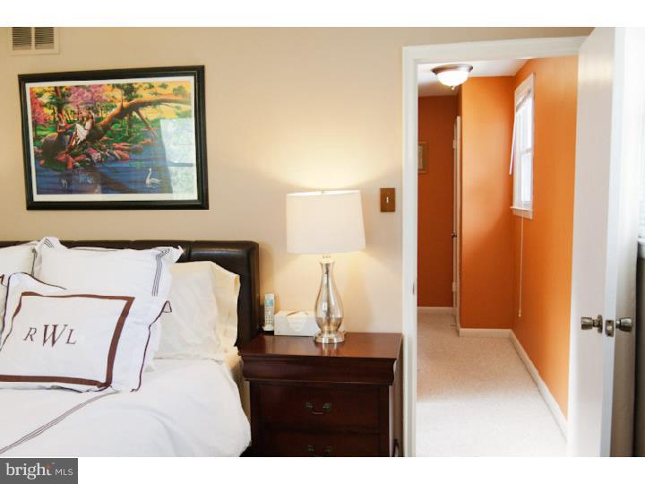 3740 West Country Club Road Philadelphia, PA 19131 - Photo 11 of 18 Gallery Image 11