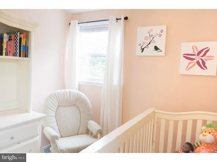 3740 West Country Club Road Philadelphia, PA 19131 - Photo 14 of 18 Gallery Image 14