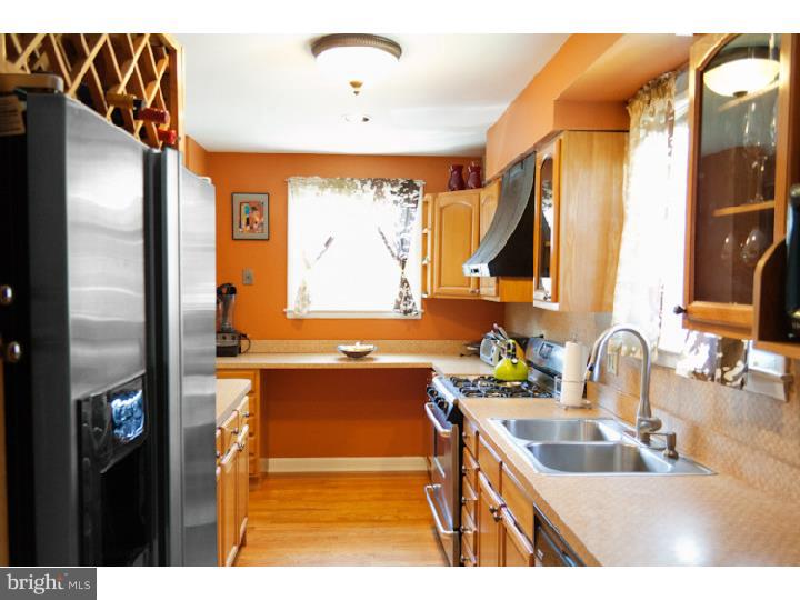 3740 West Country Club Road Philadelphia, PA 19131 - Photo 7 of 18 Gallery Image 7