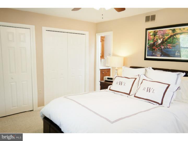 3740 West Country Club Road Philadelphia, PA 19131 - Photo 10 of 18 Gallery Image 10