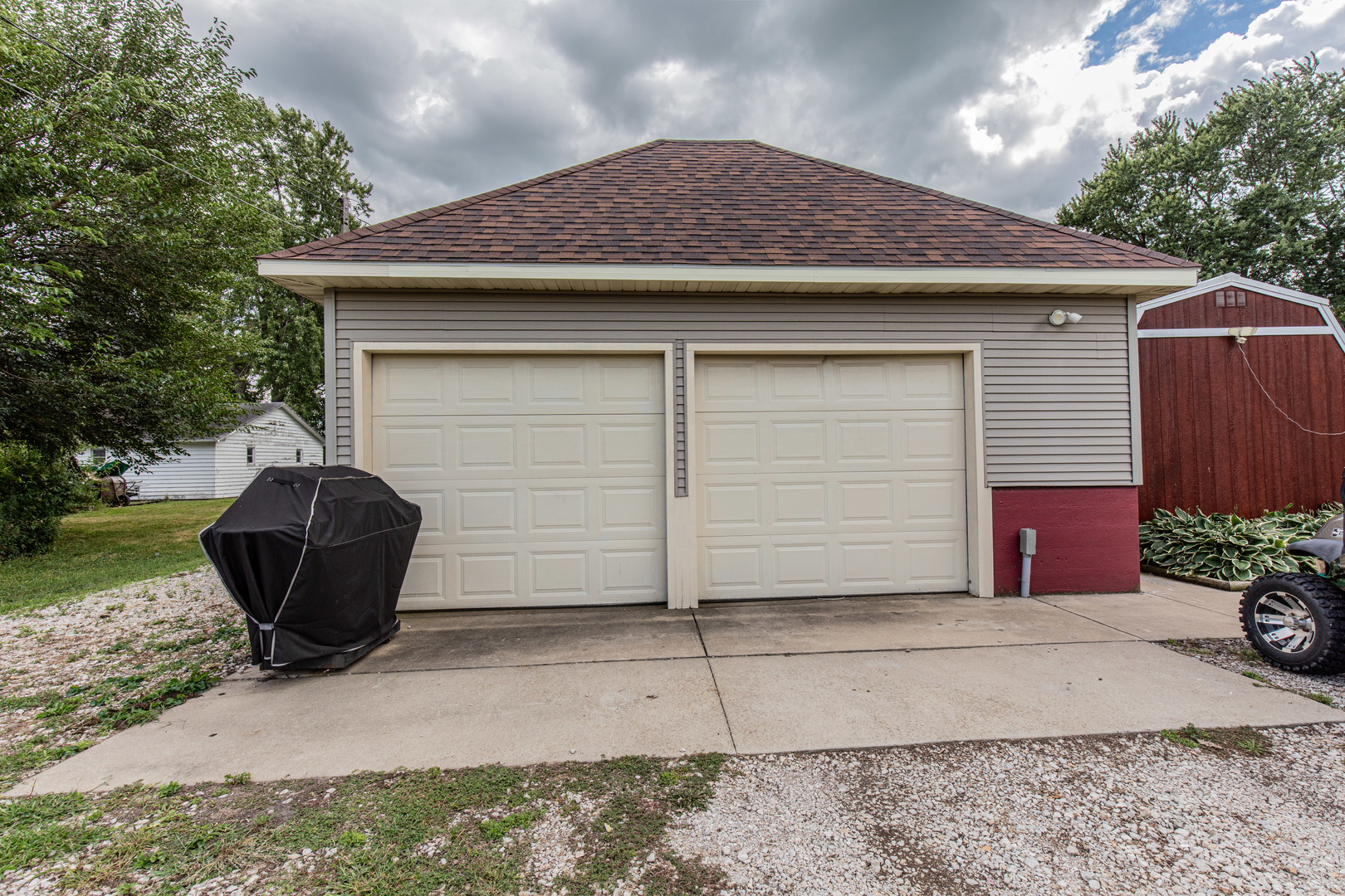 304 Locust Street Mineral, IL 61344 - Photo 31 of 38 a front view of a house