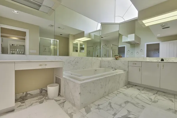 $8,000 | 392 Spyglass Way, Jupiter, FL 33477