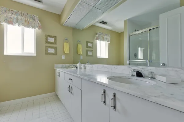 $8,000 | 392 Spyglass Way, Jupiter, FL 33477