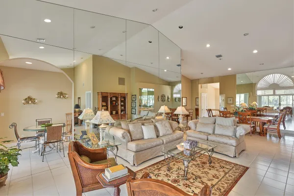 $8,000 | 392 Spyglass Way, Jupiter, FL 33477
