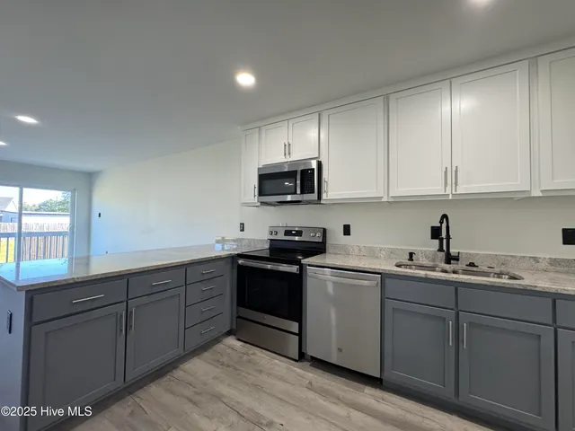 $2,150 | 309 Robin Court, Unit A, Leland, NC 28451