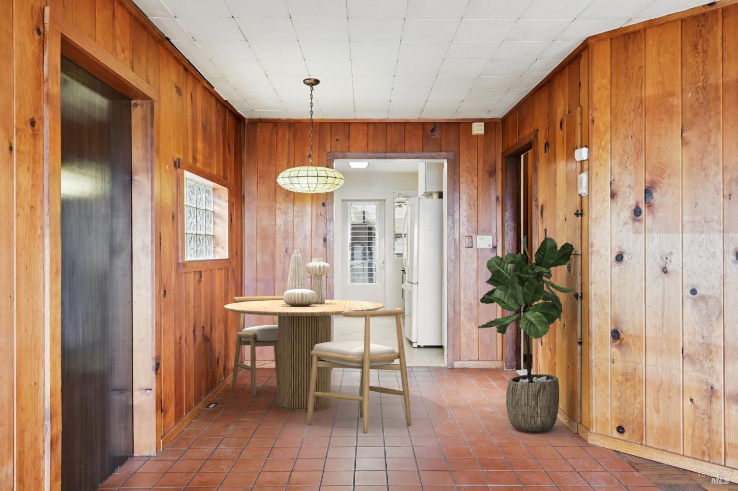 666 Redwood Avenue Corte Madera, CA 94925 - Photo 27 of 43 a view of a hallway with furniture and a potted plant