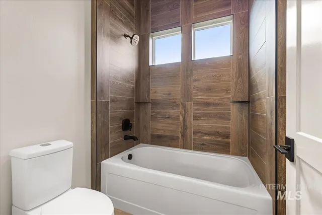 $1,590,000 | 8900 Kemp, Middleton, ID 83644