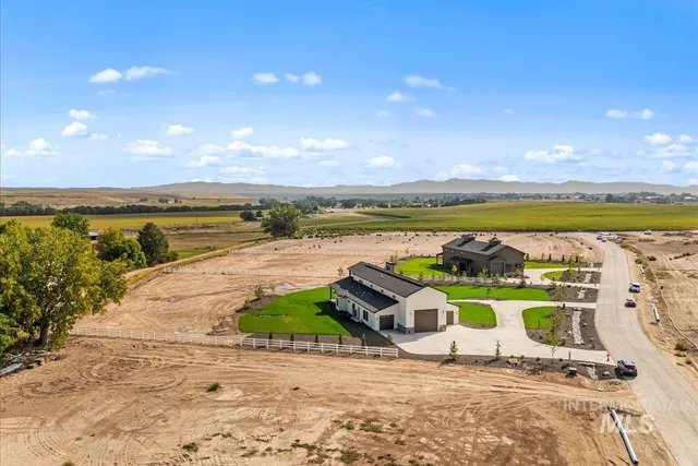 $1,590,000 | 8900 Kemp, Middleton, ID 83644