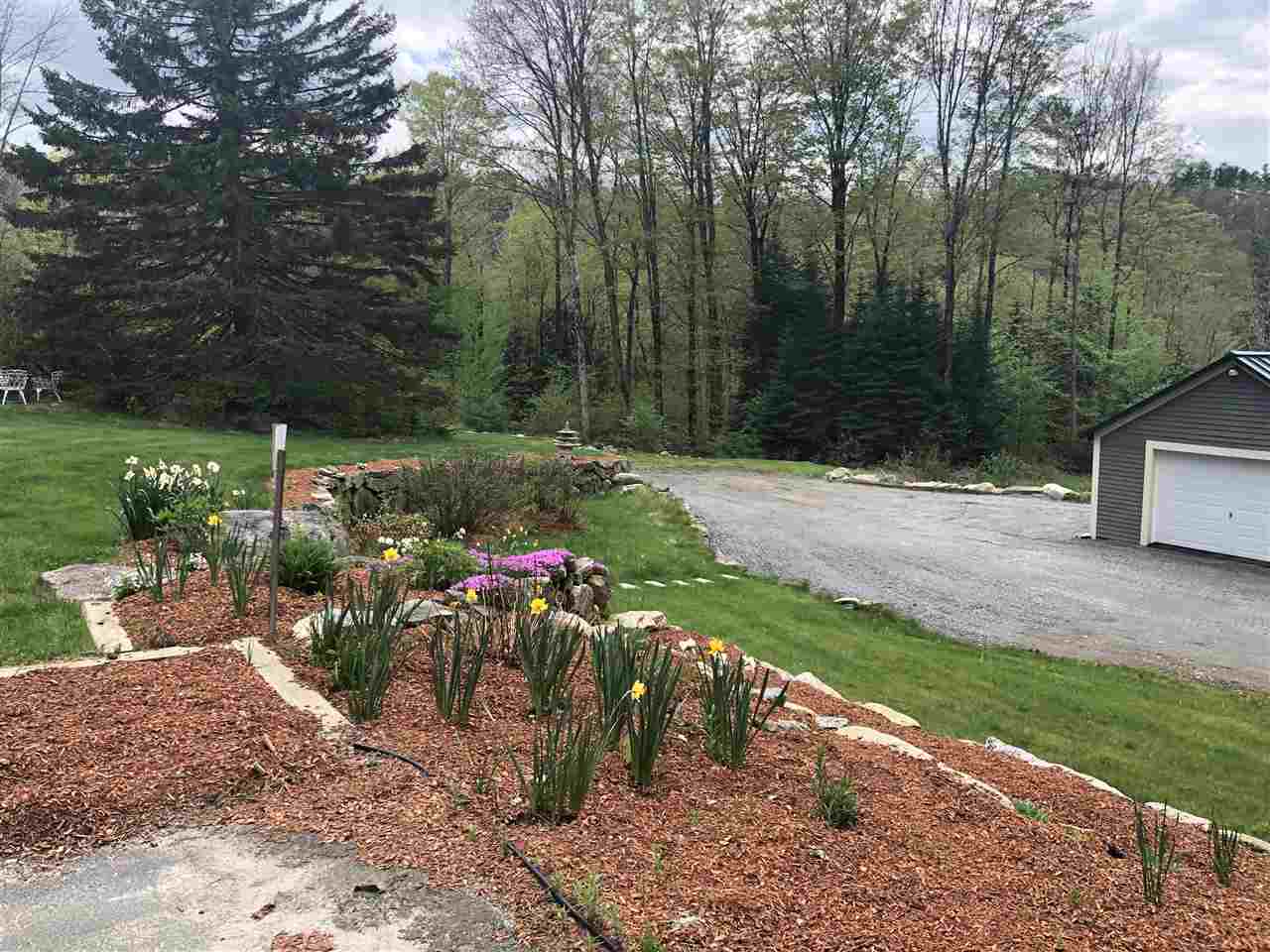 78 Howe Hill Road Grantham, NH 03753 - Photo 4 of 29 Gallery Image 4