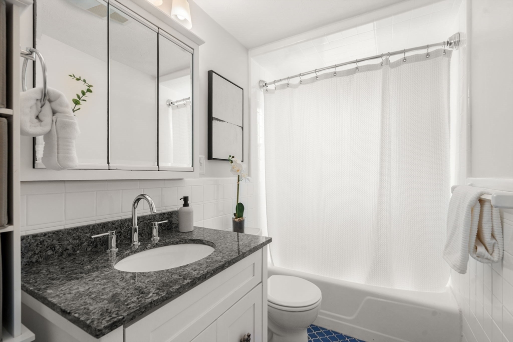 378 School Street, Unit 1 Watertown, MA 02472 - Photo 13 of 23