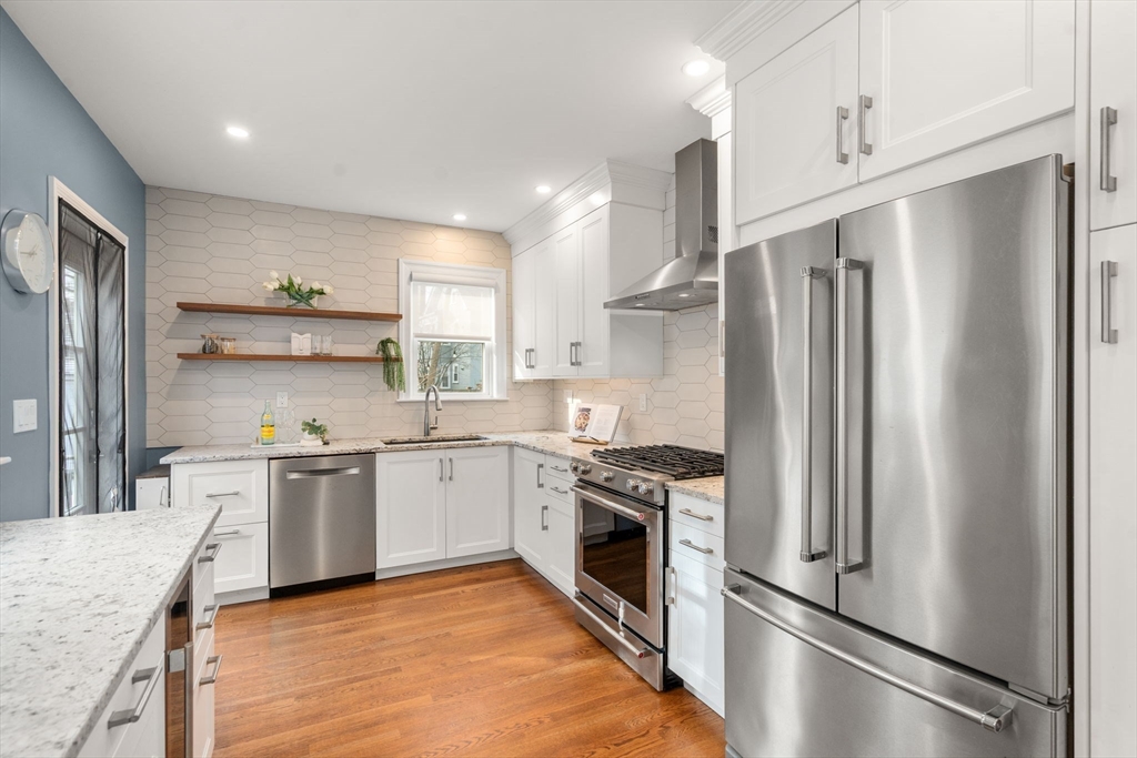 378 School Street, Unit 1 Watertown, MA 02472 - Photo 6 of 23