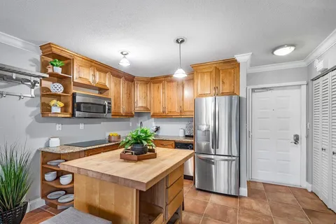 $259,000 | 501 Greensward Lane, Unit 101C, Delray Beach, FL 33445
