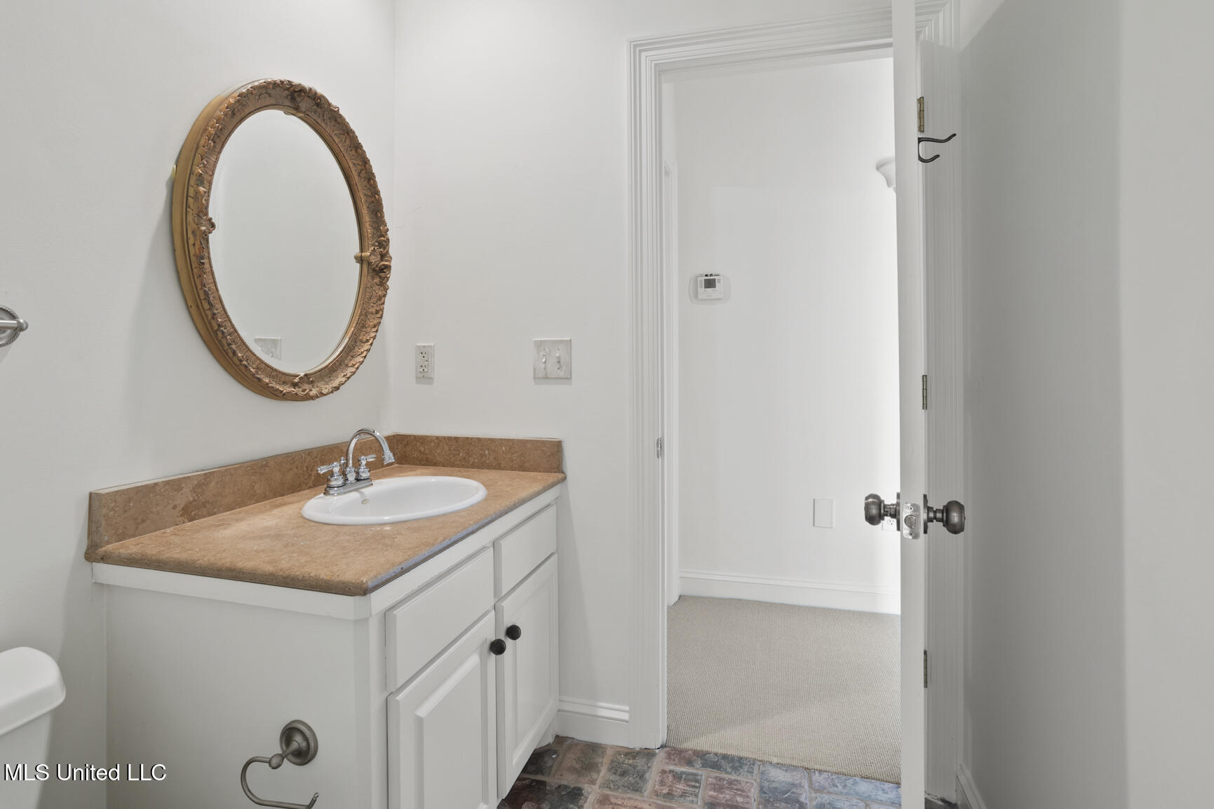 206 Valley Road Ridgeland, MS 39157 - Photo 54 of 67 Powder Rm area for Bonus Rm