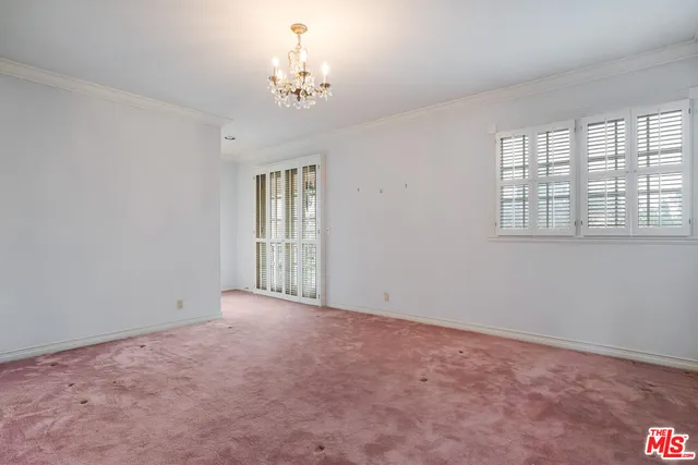 $40,000 | 604 North Linden Drive, Beverly Hills, CA 90210