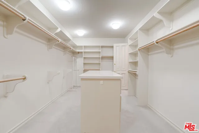 $40,000 | 604 North Linden Drive, Beverly Hills, CA 90210