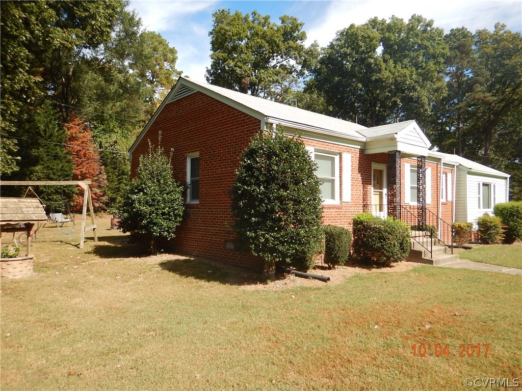 29 Medlock Road Sandston, VA 23150 - Photo 3 of 31 Gallery Image 3