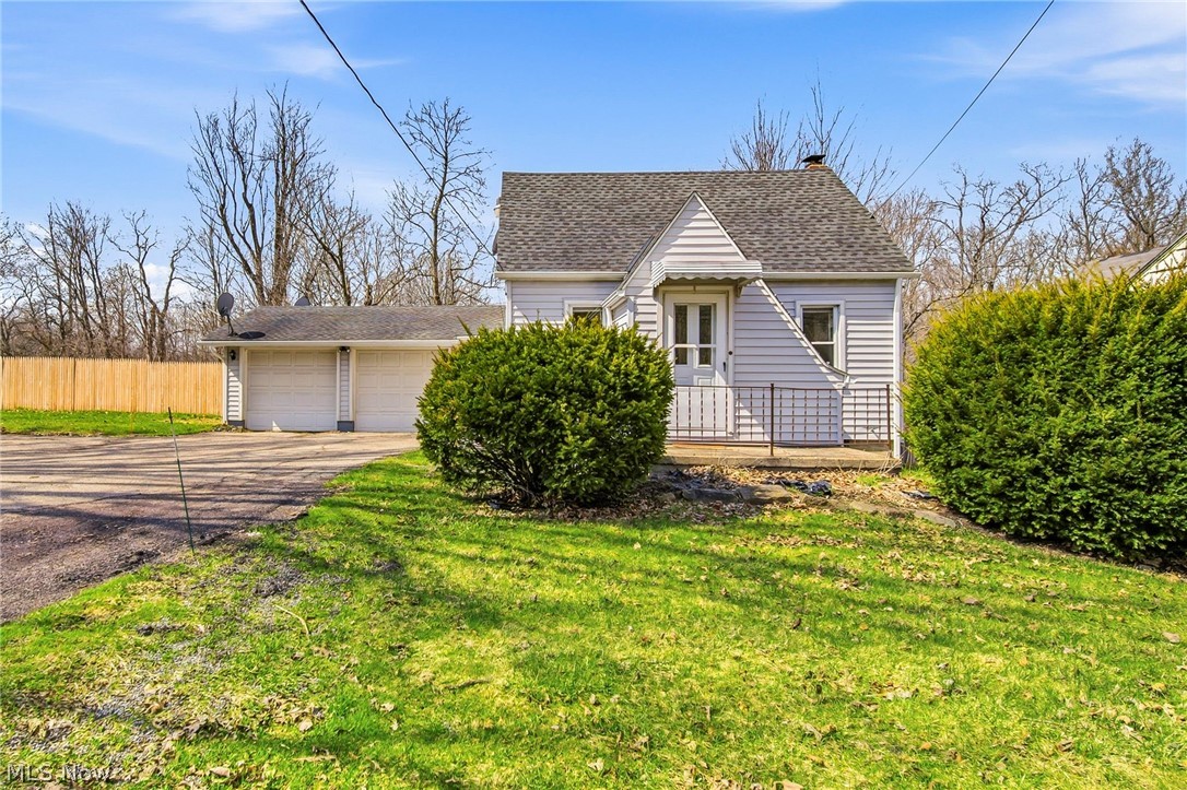 15904 Claridon Troy Road Burton, OH 44021 - Photo 1 of 32 Gallery Image 1