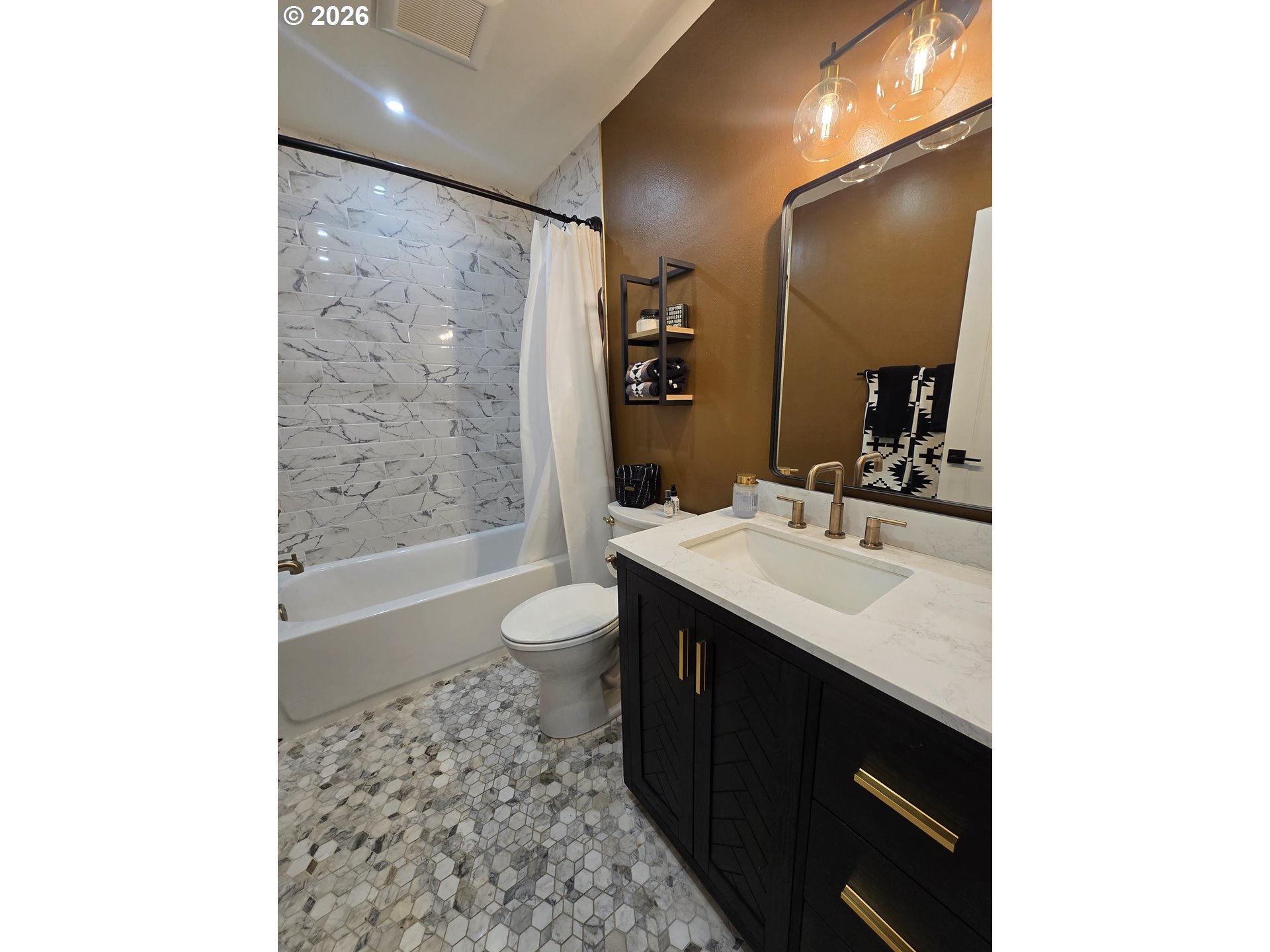 230 Hogans Alley Dufur, OR 97021 - Photo 12 of 31