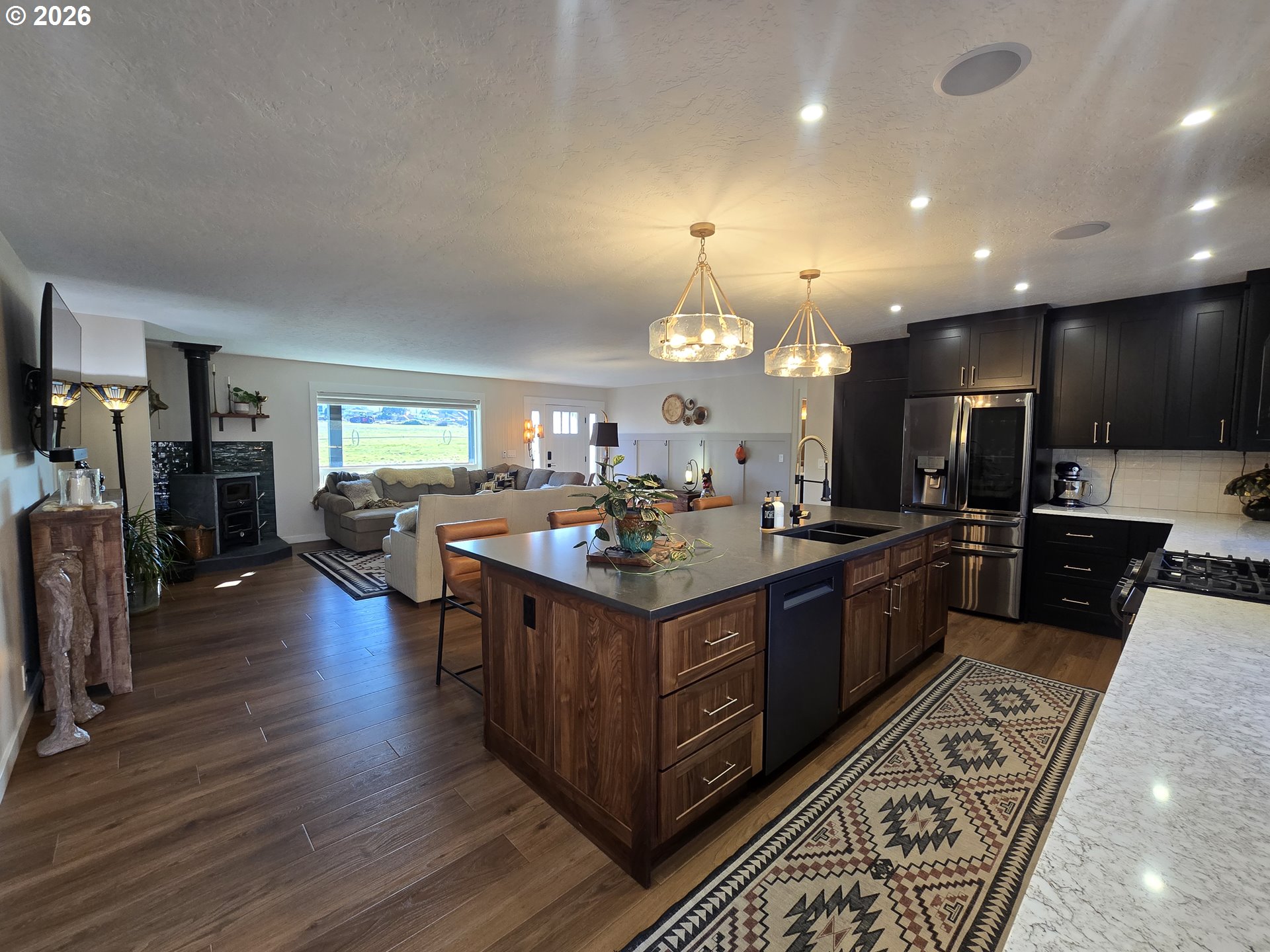 230 Hogans Alley Dufur, OR 97021 - Photo 2 of 31