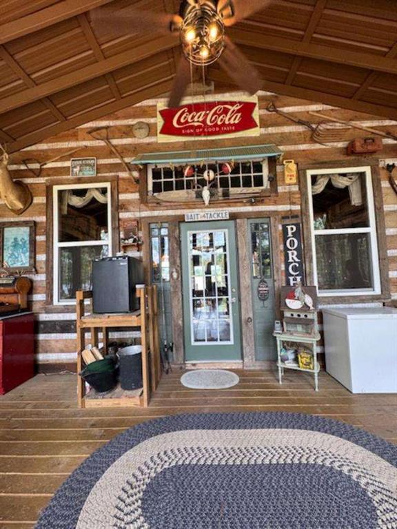 500 County Road 496 Centre, AL 35960 - Photo 33 of 44 a view of a cafe with sitting area