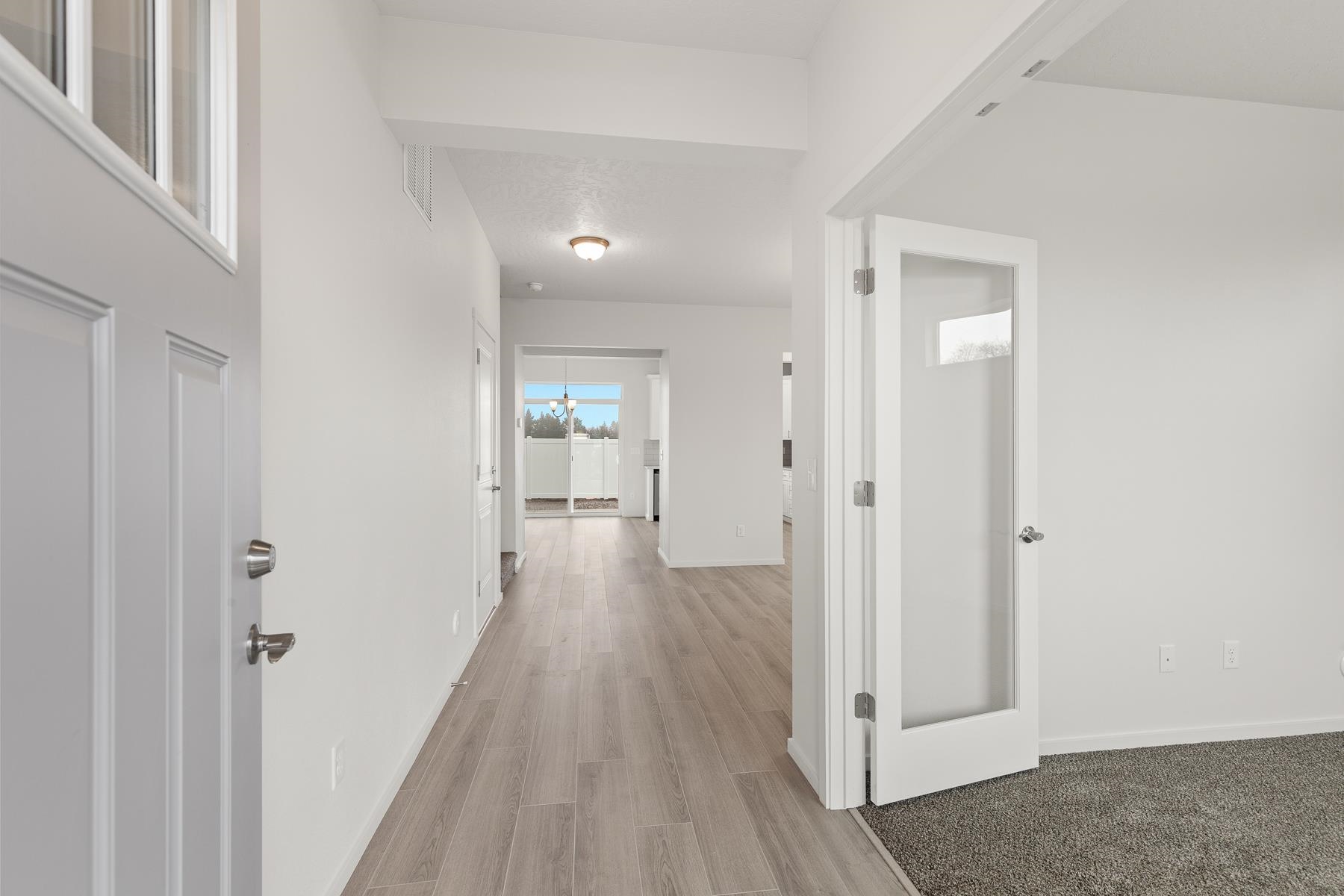 18315 East Indiana Avenue Spokane Valley, WA 99016 - Photo 5 of 30