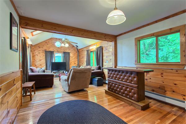84 Bay State Road Lynn, MA 01904 - Photo 10 of 16 Gallery Image 10
