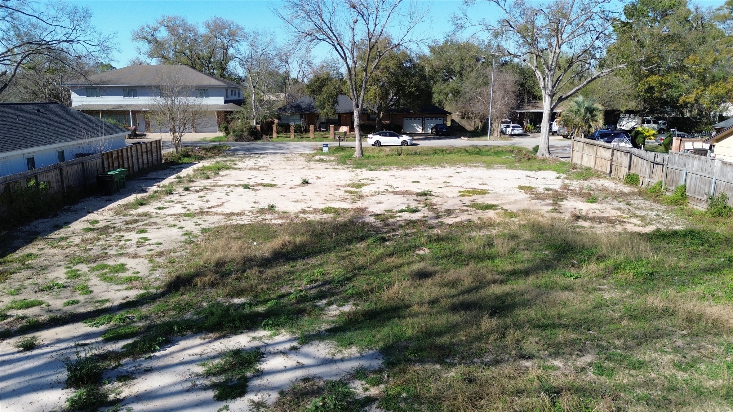 9309 Carousel Lane Houston, TX 77080 - Photo 7 of 8 a view of the yard of a house