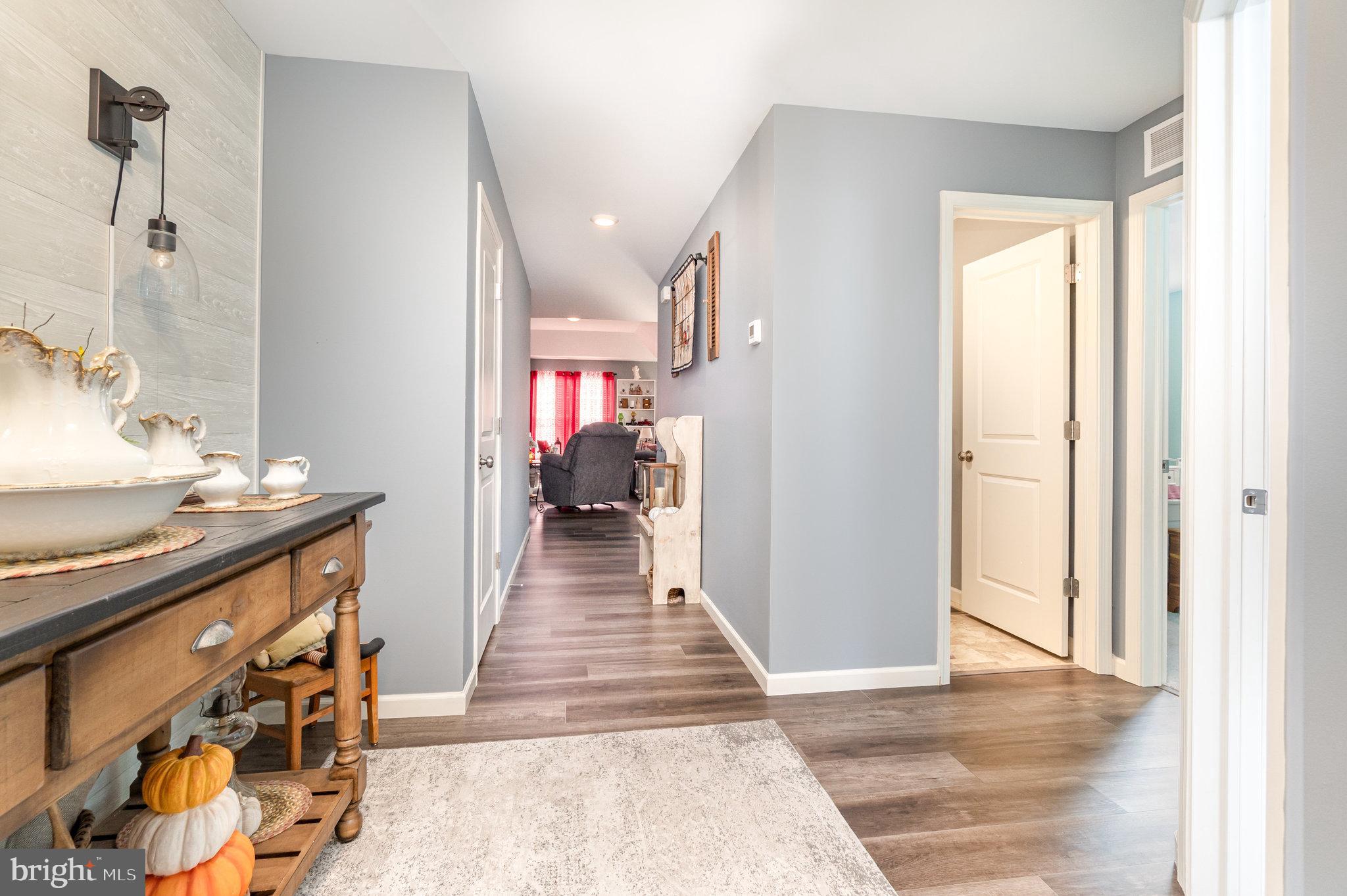 506 Granite Run Carlisle, PA 17015 - Photo 6 of 37