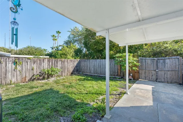 $2,100 | 3805 Southwest 54th Avenue, West Park, FL 33023