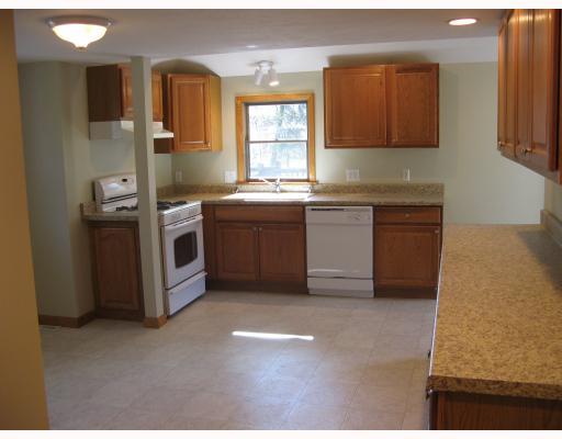 6092 Valencia Road Valencia, PA 16059 - Photo 3 of 7 Kitchen.
