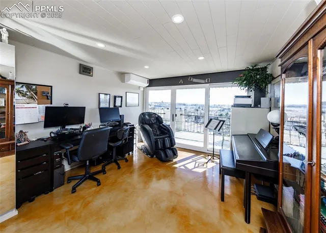 $310,000 | 411 Lakewood Circle, Unit C706, Colorado Springs, CO 80910