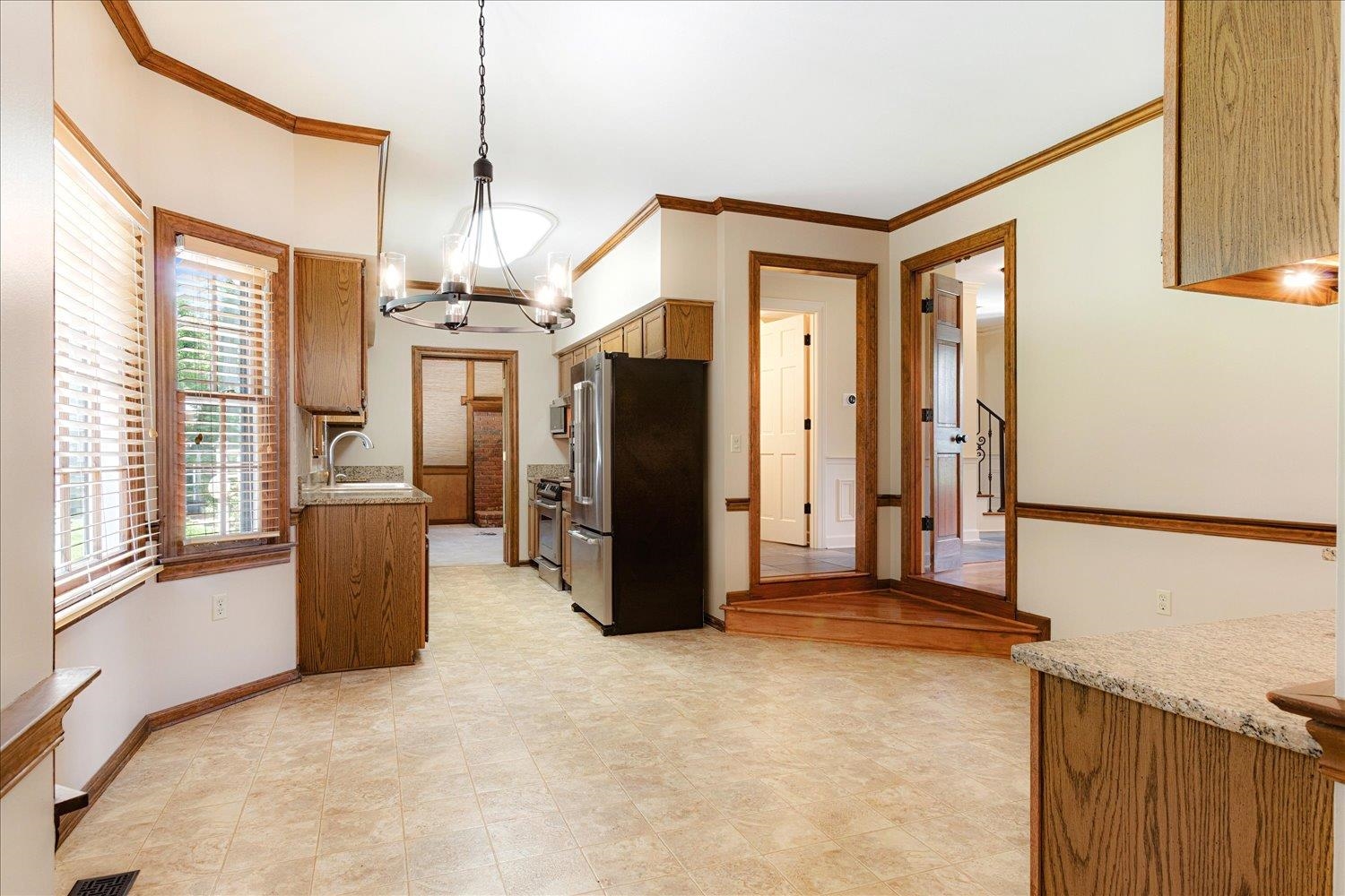 7802 Foster Ridge Road Germantown, TN 38138 - Photo 11 of 39 Gallery Image 11