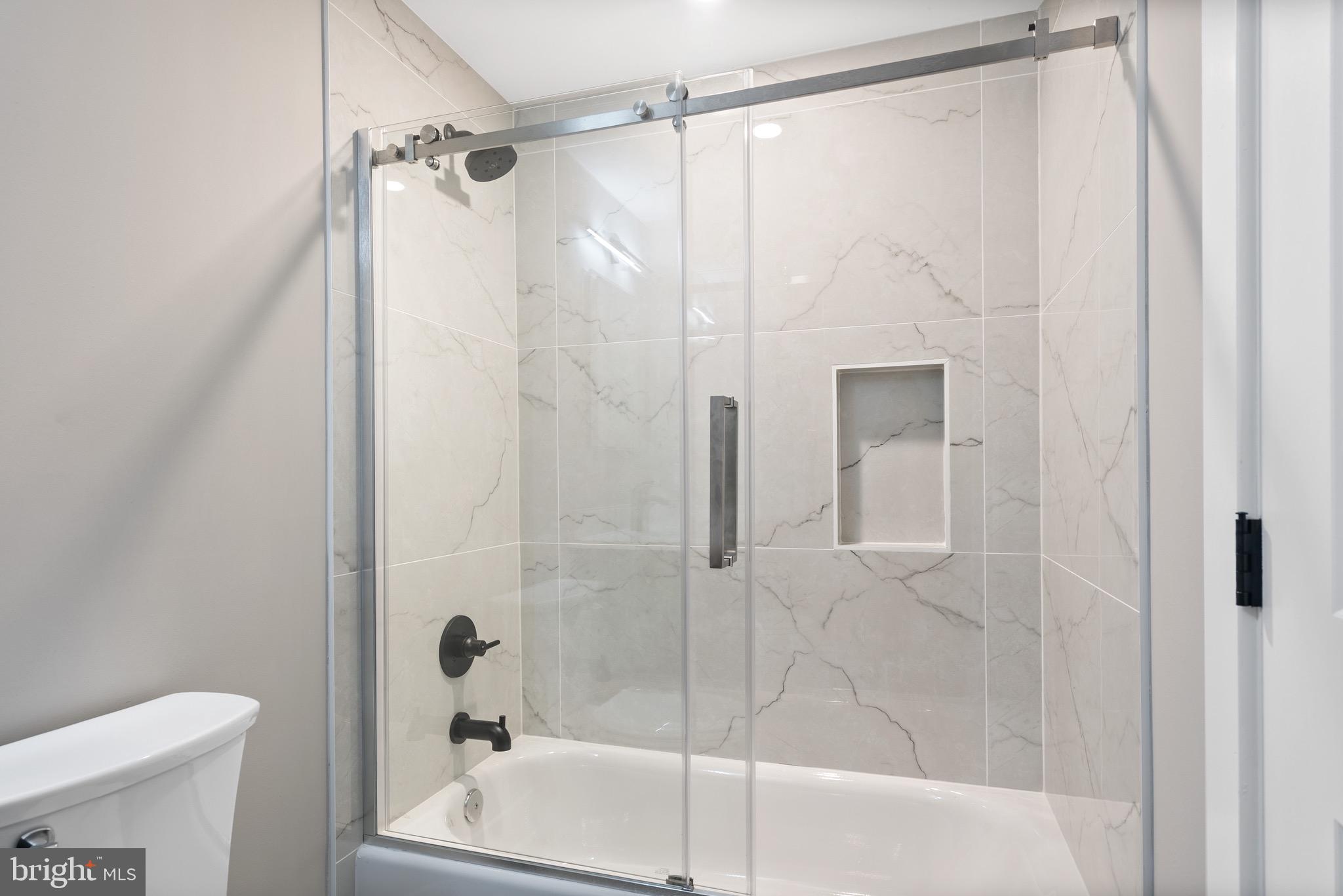 408-10 North Front Street, Unit 5 Philadelphia, PA 19123 - Photo 15 of 22