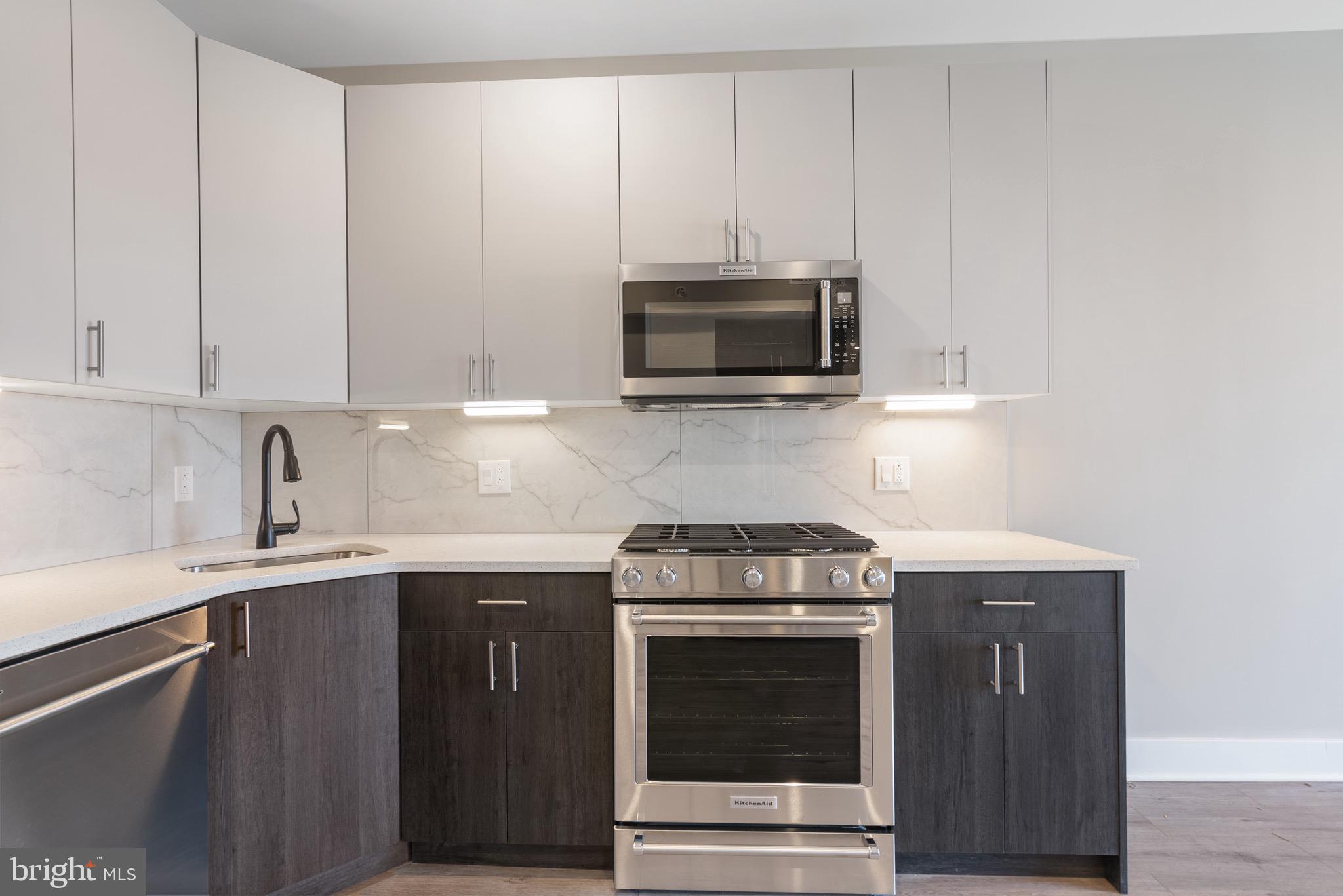 408-10 North Front Street, Unit 5 Philadelphia, PA 19123 - Photo 5 of 22