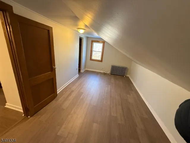 $1,600 | 9 School House Road, Oak Ridge, NJ 07438