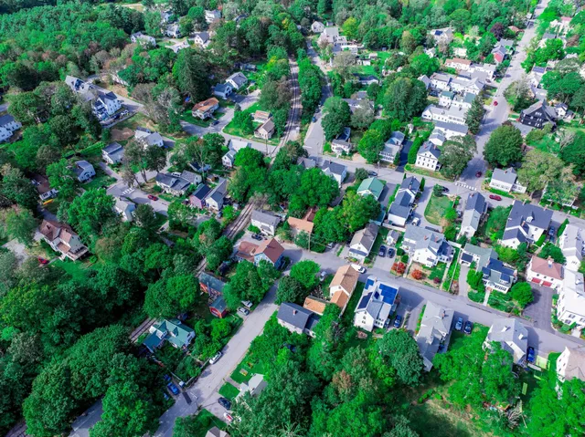 $420,000 | 71 Pearl Street, Bath, ME 04530