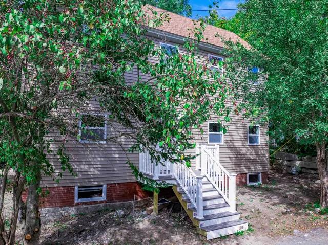 $420,000 | 71 Pearl Street, Bath, ME 04530