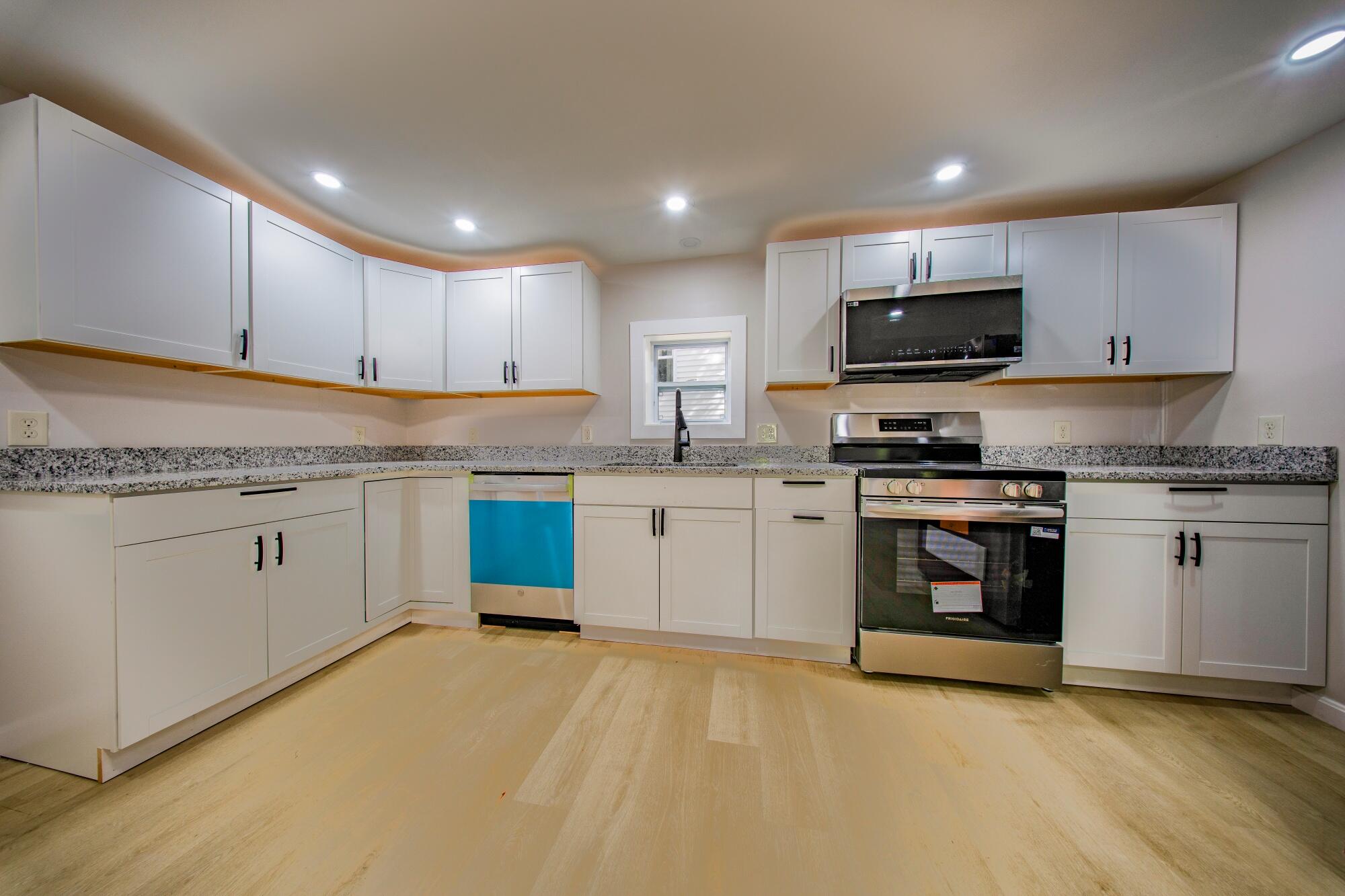 71 Pearl Street Bath, ME 04530 - Photo 4 of 33 batch_DSC09683