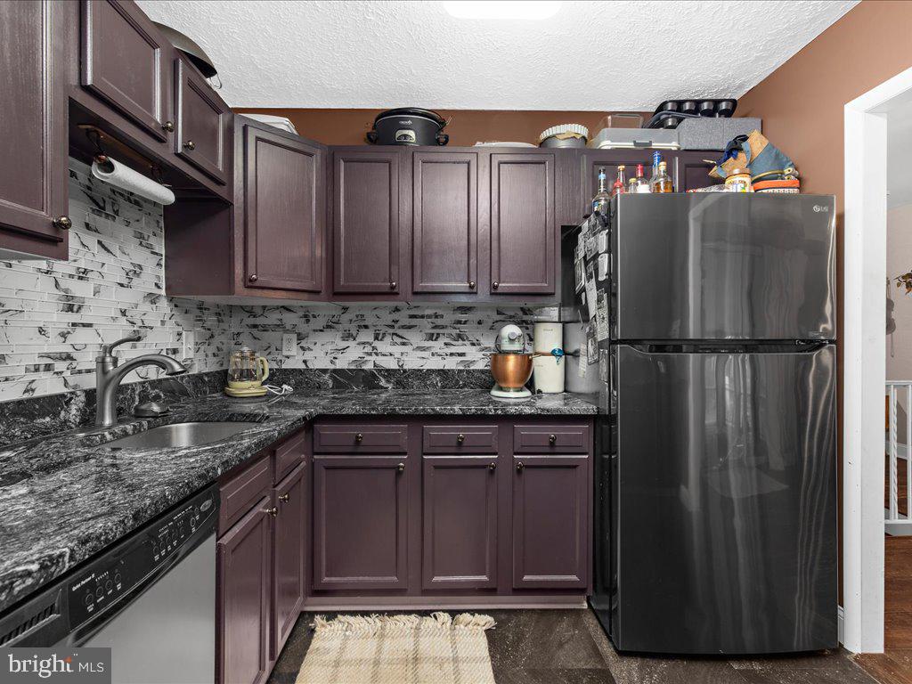 8192 Weyburn Road Millersville, MD 21108 - Photo 12 of 37